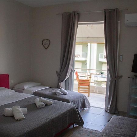 Zoe Apartments Tolo Bagian luar foto