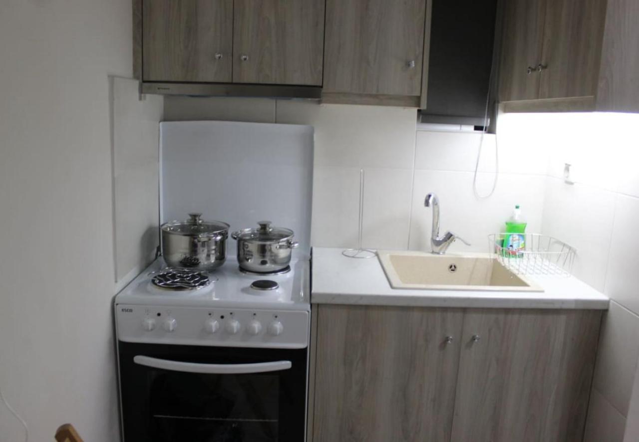 Zoe Apartments Tolo Bagian luar foto